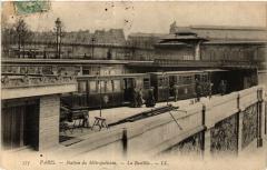 Paris 12e-Station du Métropolitain-La Bastille à Paris 12e
