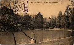 Les Buttes-Chaumont à Paris 19e