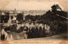 Parc des Buttes-Chaumont et Mairie du XIXe Arrondissement à Paris 19e