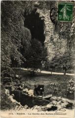 La Grotte des Buttes-Chaumont à Paris 19e
