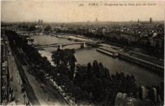 Paris Perspective sur la Seine prise du Louvre