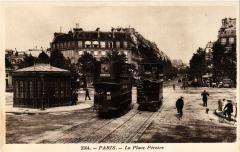 Carte postale ancienne La Place Péreire
                                                                     à Paris 17e
                                