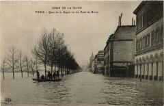 Carte postale ancienne Crue de la Seine - Quai de la Rapée vu du Pont de Bercy
                                                                     à Paris 12e
                                