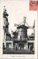 Carte postale ancienne Le Moulin Rouge
                                                                     à Paris 18e
                                