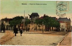 Roanne - Place du Palais de Justice à Roanne