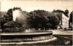 Saint-Marcellin - Le Champ de Mars et le College à Saint-Marcellin