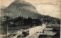 Grenoble - Le Pont-de-l'Ile-Vert et le Saint-Eynard à Grenoble