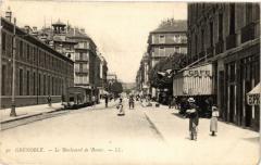 Grenoble - Le Boulevard de Bonne à Grenoble