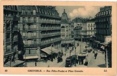 Grenoble - Rue Felix-Poulat et Place Grenette à Grenoble