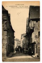 Landerneau - Rue Saint-Thomas et Statue de Notre Dame de Rumengo à Landerneau