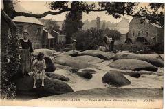 Pont-Aven - Le Cours de l'Aven Chaos de Roches à Pont-Aven