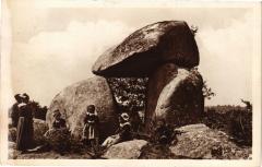 Pont-Aven - Dolmen à Pont-Aven