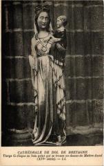 Cathédrale de Dol-de-Bretagne à Dol-de-Bretagne