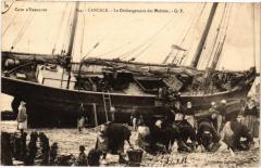 Cancale-Le Déchargement des Muitres -
																					35260 Cancale
																			