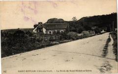 Saint-Efflam-La Route de Saint-Michel-en-Greve