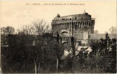 Dinan - Entrée du Chateau de la Duchesse Anne à Dinan