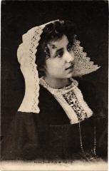 Jeune fille de Baud -
													56 Morbihan
												