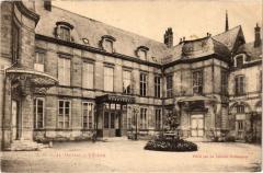 Orleans - L'Eveche à Orléans