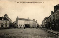 Chilleurs-aux-Bois - Place cote Est à Chilleurs-aux-Bois