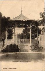 Pithiviers-Kiosque de la Fanfare à Pithiviers