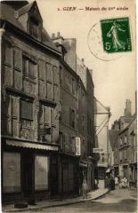 Gien - Maison du Xv siecle à Gien