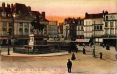 Orleans - La Place du Martroi à Orléans