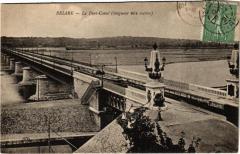 Briare - Le Pont-Canal (longueur 662 metres) à Briare