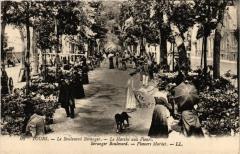 Tours - Le Boulevard Béranger - Le Marché aux Fleurs à Tours