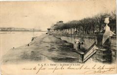 Tours-Le Cirque et la Loire à Tours