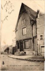 Env. de Tours - Luynes - Maison ancienne à Luynes