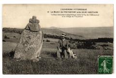 Le Menhir De Freydefont Pres Saint-Nectaire à Saint-Nectaire