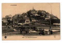 L'Auvergne - La tour d'Auvergne à La Tour-d'Auvergne