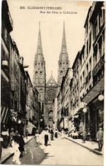Clermont-Ferrand - Rue des Gras et Cathedrale à Clermont-Ferrand