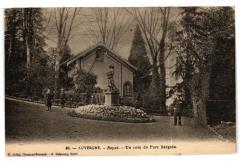 Royat - Un coin du parc bargoin à Royat