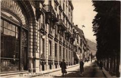 Le Mont-Dore - Rue Meynadier - Mont-Dore Palace à Mont-Dore