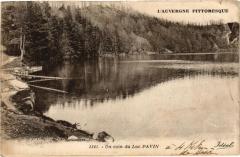L'Auvergne Pittoresque - Un coin du Lac Pavin