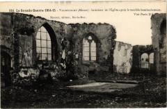 Vaubécourt-Intérieur de l'Eglise aprés le terrible bombardement