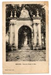 Bergues - Porte du champ de mars