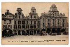 Arras - La grande place à Arras