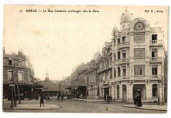 Arras - La Rue Gambetta prolongée vers la Gare à Arras