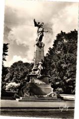 Calais - Monument du Souvenir Francais à Calais