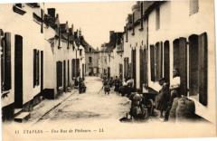 Etaples - Une Rue de Pécheurs à Étaples