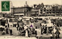 Berck-Plage - Le Casino et la Plage à Berck