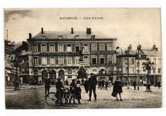 Maubeuge - Place d'armes à Maubeuge