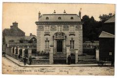 La ferte mace .- La Caisse d'epargne