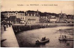 Trouville - Le Quai a maree basse