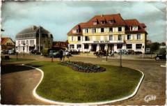 Franceville Plage - Place de la Plage