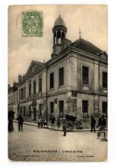 Bar-sur-Seine - L'hotel de ville à Bar-sur-Seine