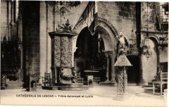 Cathedrale de Lescar - Throne episcopal et Lutrin à Lescar