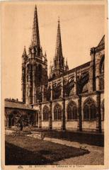 Bayonne - La Cathedrale et le Cloitre à Bayonne